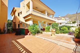 Duplex  Calle de junco-playasol 2. Dúplex en venta en bolnuevo con parcela en esquina y vistas al m