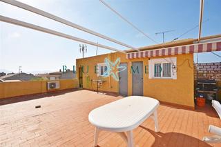 Flat  Calle taray. Piso en planta alta con gran terraza y vistas despejadas en play