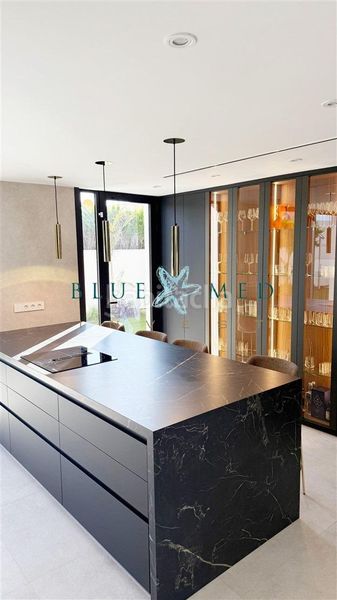 Foto 4363528e-d172-418a-b4c5-0b1e59288dc7. Chalet villa de lujo a estrenar en Veneziola la manga del mar menor en Manga del Mar Menor (La)
