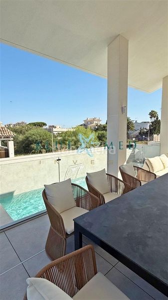 Foto bdaf0ec1-5882-4a29-9ba0-2e4c78d2c224. Chalet villa de lujo a estrenar en Veneziola la manga del mar menor en Manga del Mar Menor (La)