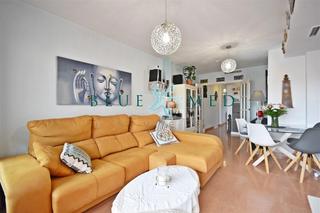 Flat  Avenida del mediterráneo. Piso en venta en la isla con vistas al mar y a tan solo 200m de