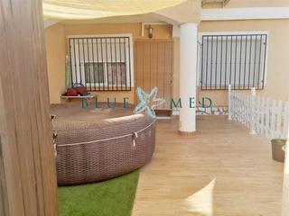 Maison  Calle de cabo san antonio. Planta baja con parcela privada y solárium en el alamillo