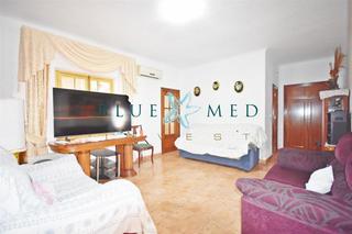Appartement  Calle de sagunto. Planta baja de 4 dormitorios en la cañadica