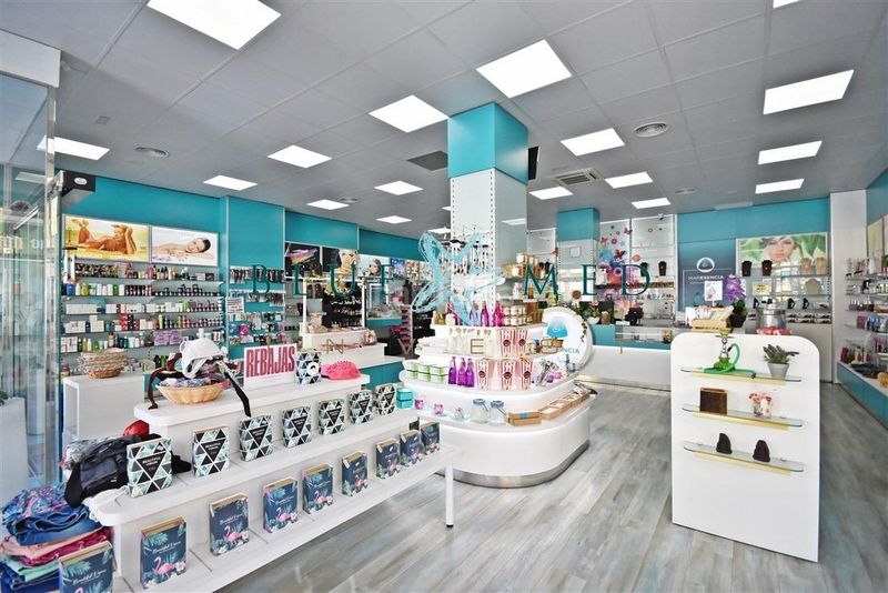 Foto 5d8ea416-c7fb-40fe-b80f-386acbb85a9f. Local comercial a Bahia Mazarrón
