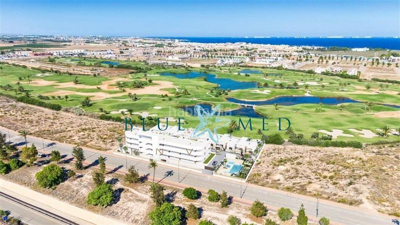 Foto d5d3f671-9375-4152-ad6d-c85cd8145038. Chalet villas y apartamentos exclusivos al lado del golf en Alcázares (Los)