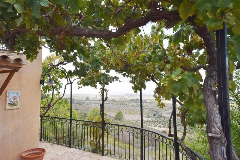 Foto a8ae698b-e133-4017-a21d-62ad294fd06a. Chalet en Aguaderas Lorca