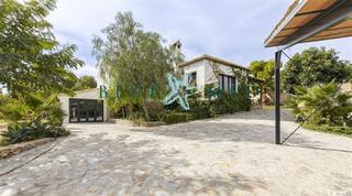 Xalet  Avenida de los espejos. Villa totalmente reformada en isla plana con vistas a la bahía d