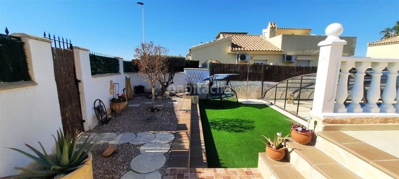 Foto 17722929-3eba-4147-ae8d-a8b27cd5738d. Casa excepcional villa estilo rosa en la popular zona b con piscina cubierta y climatizada en Mazarrón