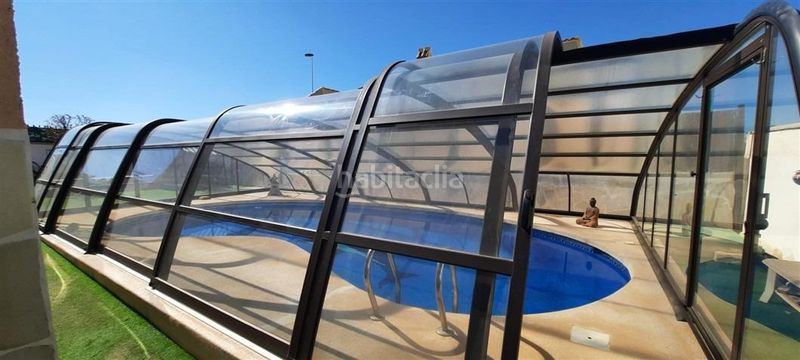 Foto 265fa18b-b1d8-4989-8203-d75017011af7. Casa excepcional villa estilo rosa en la popular zona b con piscina cubierta y climatizada en Mazarrón