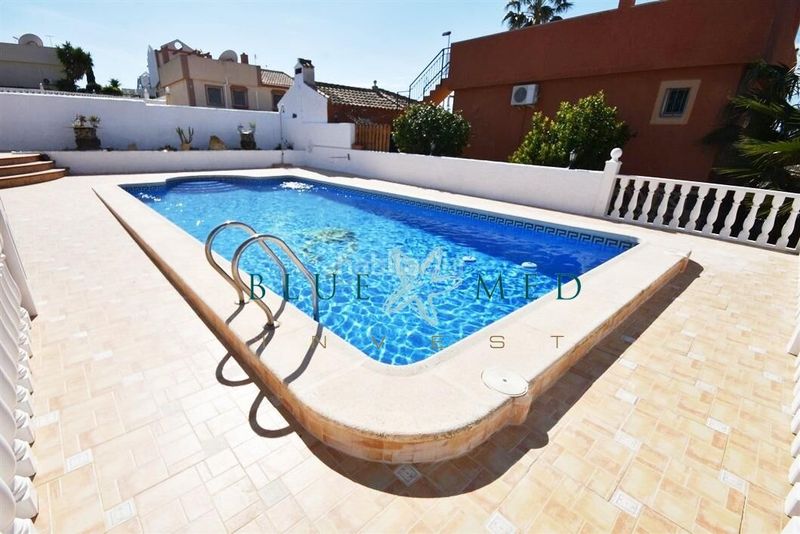 Foto a52f0d40-ed82-4967-a7dc-e6fe41651bbd. Chalet in callizo san sebastián 31 in Mazarrón casco urbano Mazarrón
