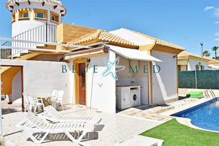 Chalet  Calle calle tartana. Villa independiente en country club mazarrón con piscina privada
