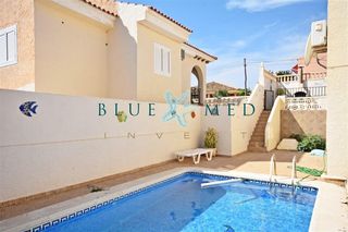 Chalet  Calle calle goleta-playasol 2. Chalet independiente con piscina privada en  bolnuevo