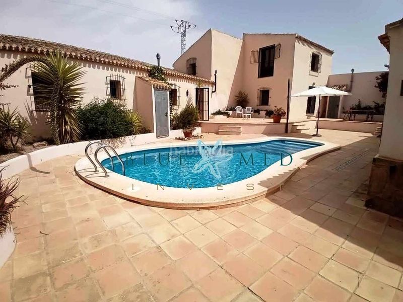 Foto 6c9ff4e3-a779-4759-8994-487c3e41c813. Casa amb calefacció aparcament piscina a Mazarrón casco urbano Mazarrón