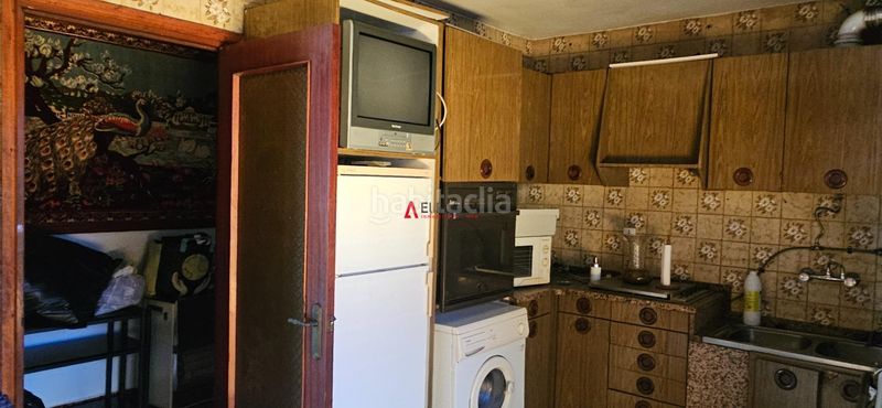 Foto 321f4002-9392-4054-a386-f69a127dfd95. Masia amb calefacció aparcament a Voto