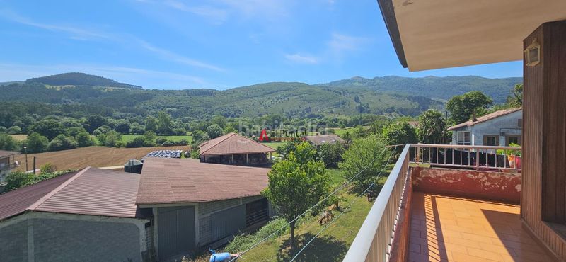 Foto e8dcdc6e-fe4b-4bd2-ad1b-7e58c0a1419b. Masia amb calefacció aparcament a Voto