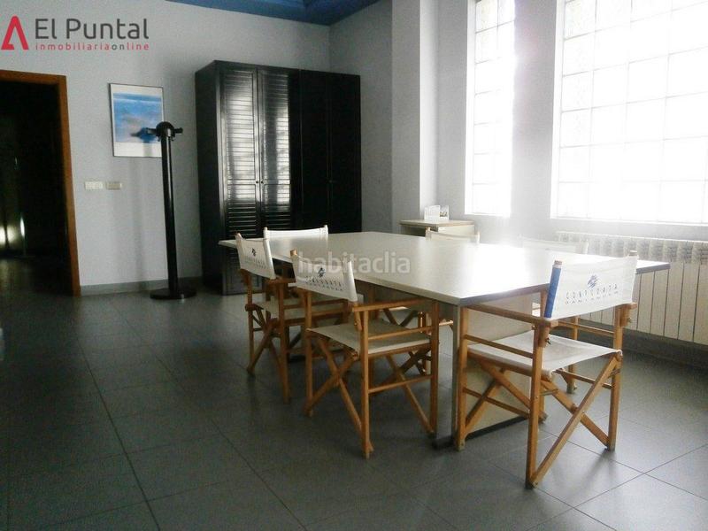 Foto f54787e9-45c3-4296-bfee-770798f6b298. Geschäftsraum in Peñacastillo - Nueva Montaña Santander