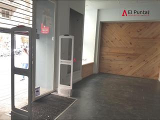 Location Local commercial à Centro - Ayuntamiento. Amplio local céntrico a un paso de bahíacatedral