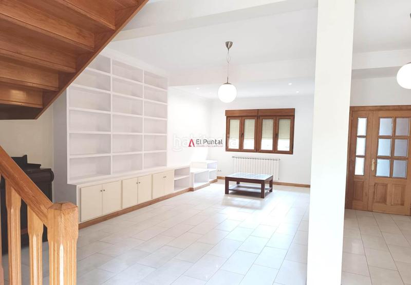 Foto aa43ef35-6b6e-43d6-985b-ae33ff0b3902. Chalet avec chauffage parking dans Monte Santander