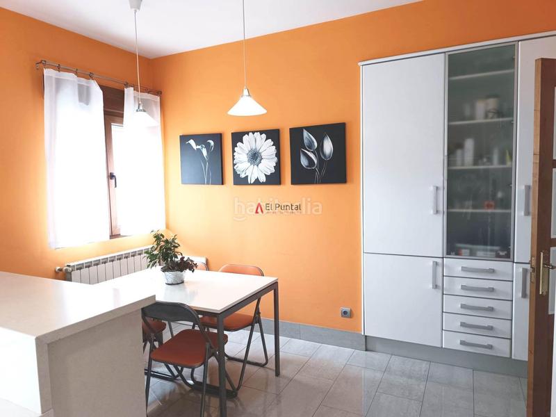 Foto beac8f09-5c35-4a24-b03c-7b5f3f183a3b. Chalet avec chauffage parking dans Monte Santander