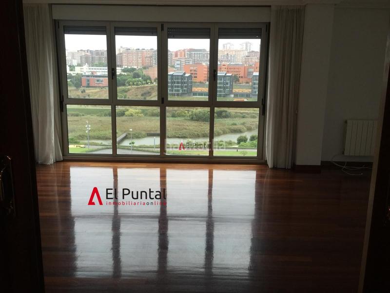 Foto 28aa08a7-dd1c-4e2c-9925-320d5817de15. Alquiler piso para fijopiso al sur3 habitac.vacio s20zona lupa en Santander