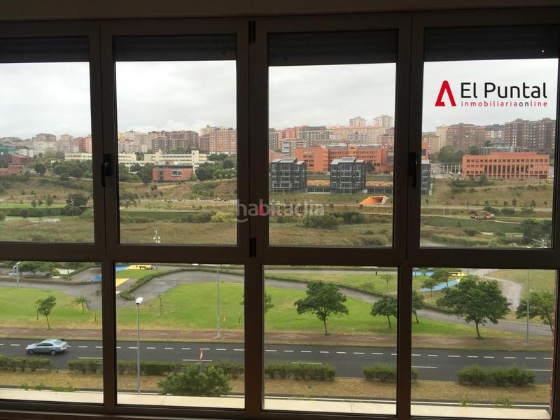 Foto 3a443377-42ad-49b0-a191-ad37a32efa67. Alquiler piso para fijopiso al sur3 habitac.vacio s20zona lupa en Santander