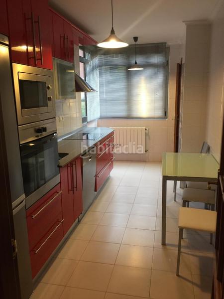 Foto 8385a4b3-a50f-450b-85f4-96c18077ca11. Alquiler piso para fijopiso al sur3 habitac.vacio s20zona lupa en Santander
