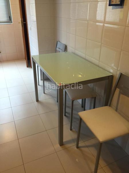 Foto a5466d63-0a6e-4e3e-95c7-0b8dfec77815. Alquiler piso para fijopiso al sur3 habitac.vacio s20zona lupa en Santander