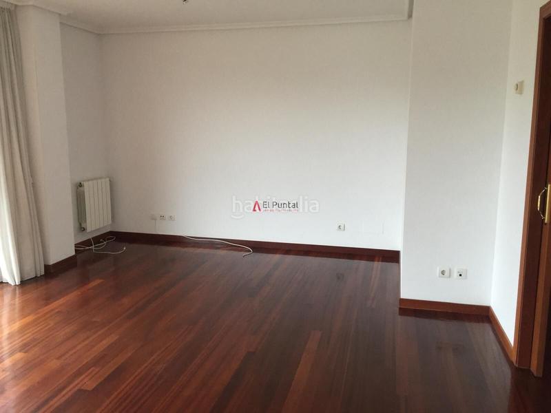 Foto ccc5f181-7c18-4898-80dd-3ffde4261aed. Alquiler piso para fijopiso al sur3 habitac.vacio s20zona lupa en Santander