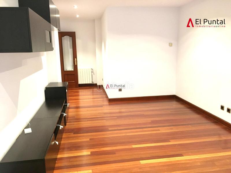 Foto 43e8b499-27d4-4168-88cd-0b655cbea79b. Affitto appartamento con riscaldamento parcheggio in Piélagos