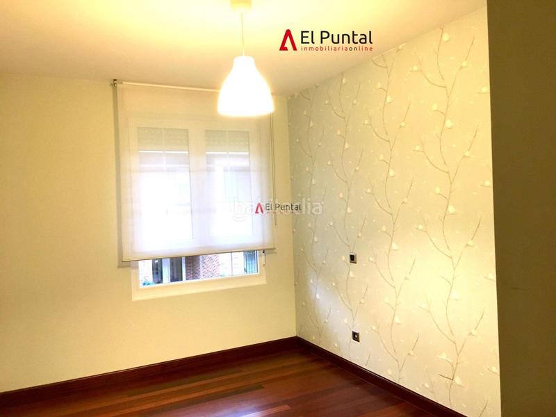 Foto 3462c60f-f2ef-43f3-a200-b37b495cb912. Rent flat with heating parking in Mortera Piélagos