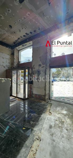 Foto 4f48f605-1205-48cf-9df0-39a77b2a86d7. Lloguer local comercial a Puerto Chico Santander