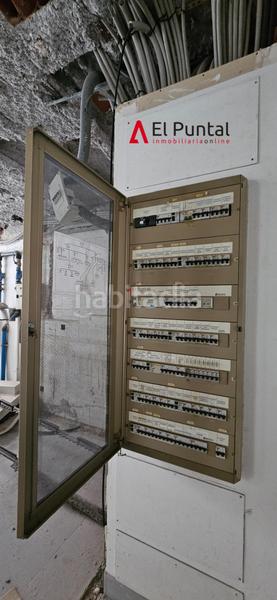 Foto 8e2a1bc5-646f-4ab0-ad45-6810439322b0. Lloguer local comercial a Puerto Chico Santander