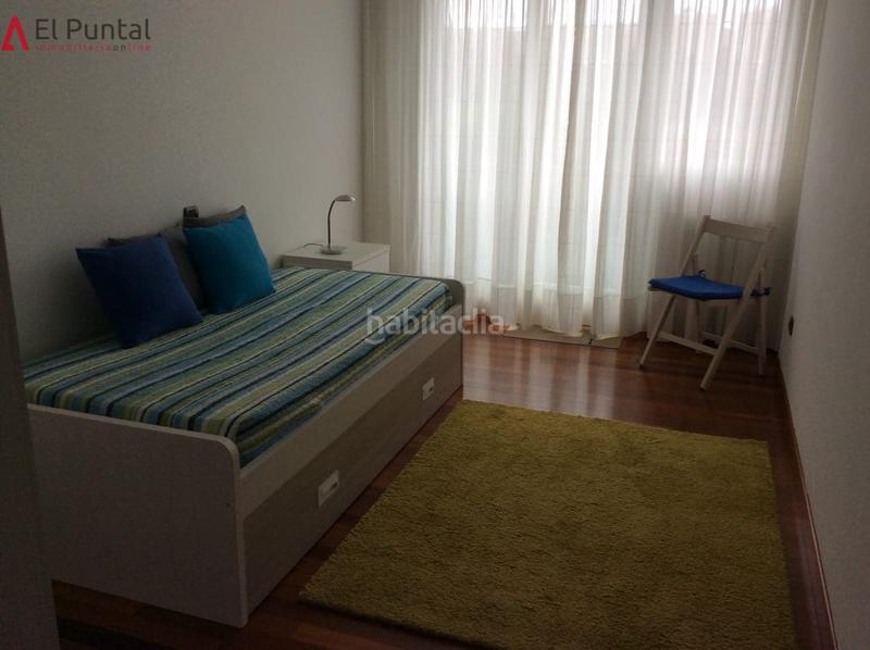 Foto 0dd3770c-4240-4957-b05a-528f27c2df10. Location appartement avec chauffage parking piscine dans Santander