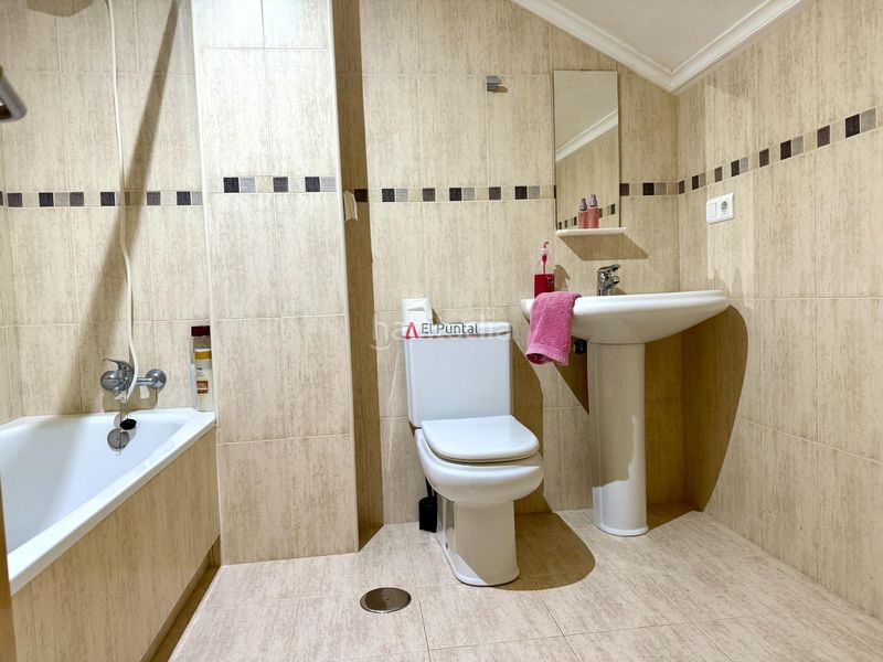 Foto 5a3ed0f2-4e40-45cf-b339-22c130752bf4. Duplex con riscaldamento parcheggio piscina in Oruña Piélagos