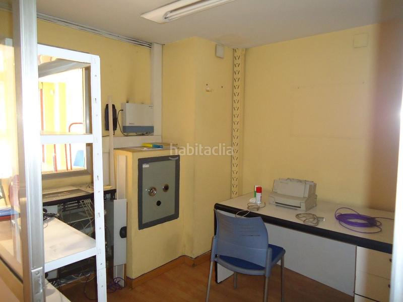 Foto de1af1d1-0a39-40c7-bded-0c8eec78ed08. Location local commercial dans El Cristo Oviedo