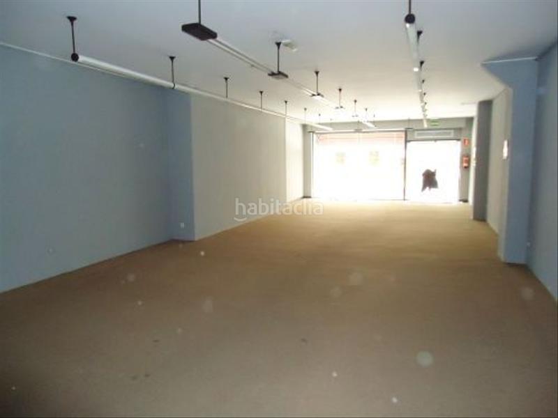 Foto 6d1b2a2a-b923-496b-bc32-36de9e17d3e1. Locale commerciale in Plaza de América Oviedo