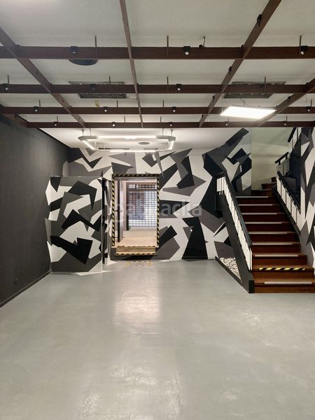 Foto 18f9e01f-ae73-4ec0-965b-60ffcc74bc92. Local comercial a Centro Gijón