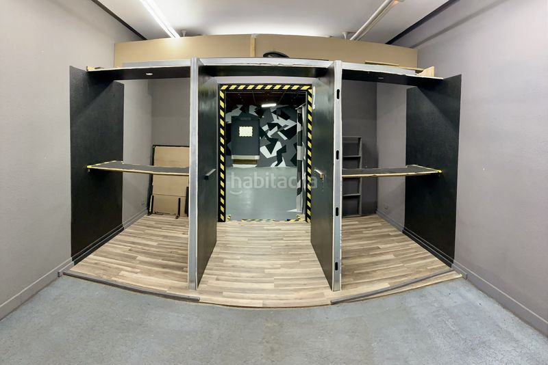 Foto 3427c8c3-7aba-4a8e-a078-2f52e816a2aa. Local comercial a Centro Gijón