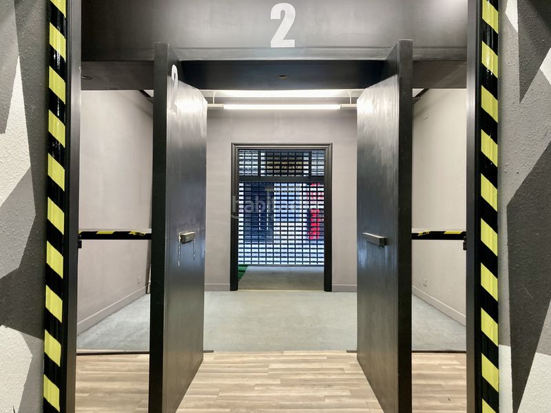 Foto c2306189-e539-4841-94cf-f174d07b0451. Local comercial a Centro Gijón