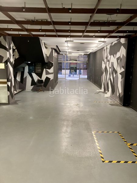 Foto cab79910-dea2-4ecd-9027-33a9c4a23504. Local comercial a Centro Gijón