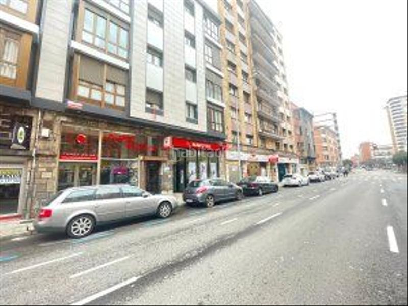 Foto bde75a57-0520-4a84-a889-62d4a858d60a. Rent business premise in Centro Gijón