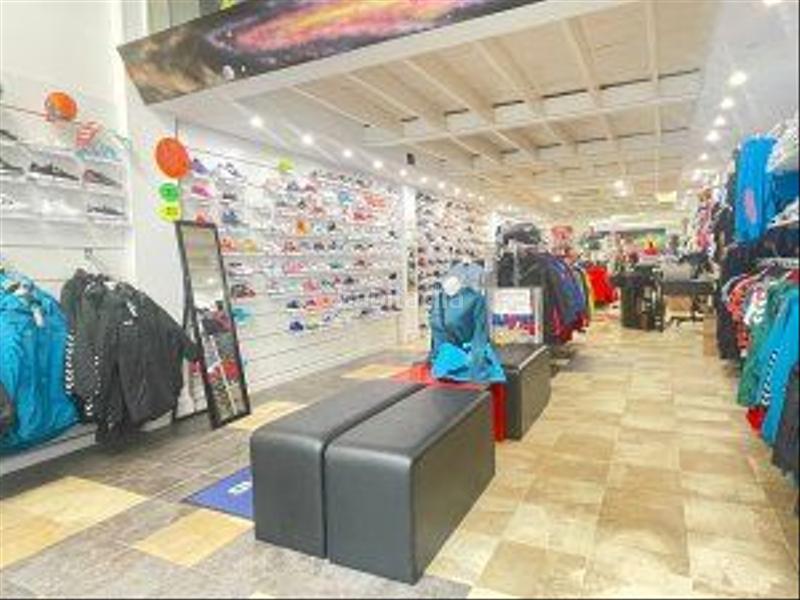 Foto c6a6ba9b-ebc4-4b35-ac4c-5a297819c3db. Rent business premise in Centro Gijón