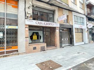 Miete Geschäftsraum  Avenida pablo iglesias. Sidreria con salida de humos en avenida pablo iglesias.