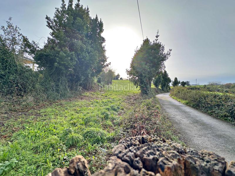 Foto 66706065-e5e0-409e-871c-7faf66292a4a. Terrain résidentiel dans Santurio Gijón