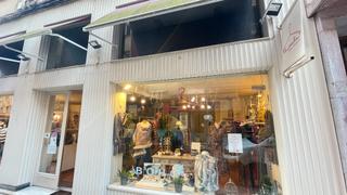 Miete Geschäftsraum in Calle casimiro velasco 8. Royal premium te presenta un excepcional local comercial situado
