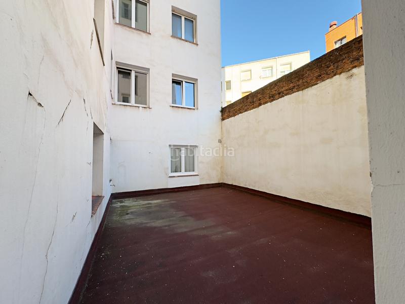 Foto 78406933-9feb-41c5-849f-a21abfb28f75. Lloguer pis amb calefacció a Centro Gijón