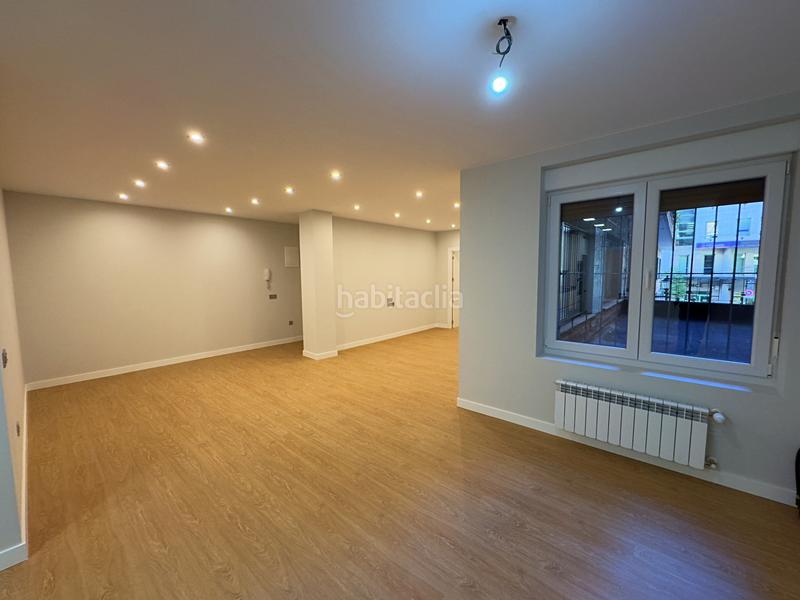 Foto 2b0f76d5-2469-4a0c-ba9c-00bbdd15aa12. Rent flat with heating in Centro Gijón