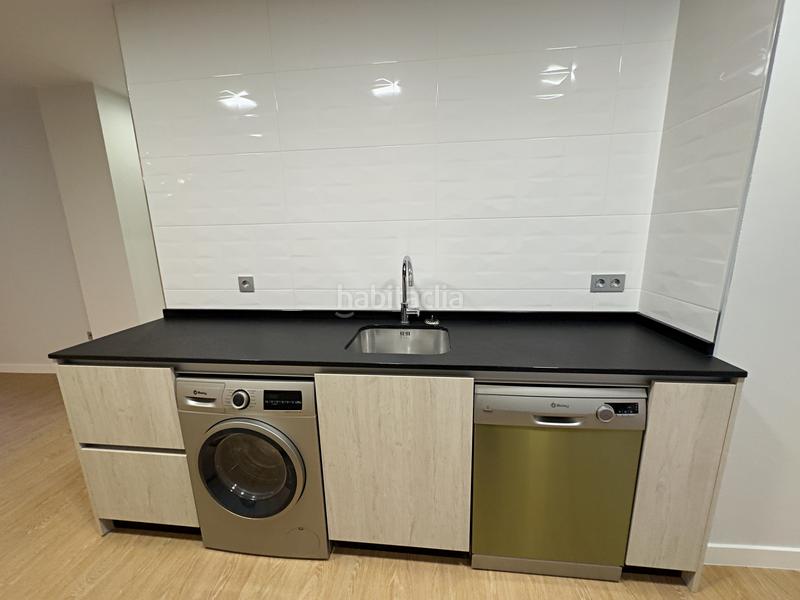 Foto 7e498ca2-d2c7-436b-84d4-7f1b2136eac9. Rent flat with heating in Centro Gijón