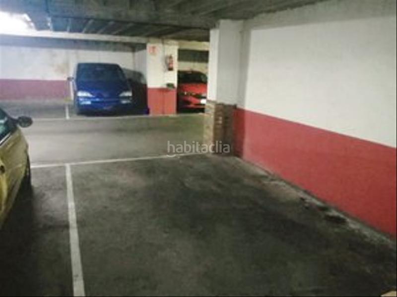 Foto c4fabd34-e047-4a53-9b52-04725b366c28. Autoparkplatz in Perchera Gijón