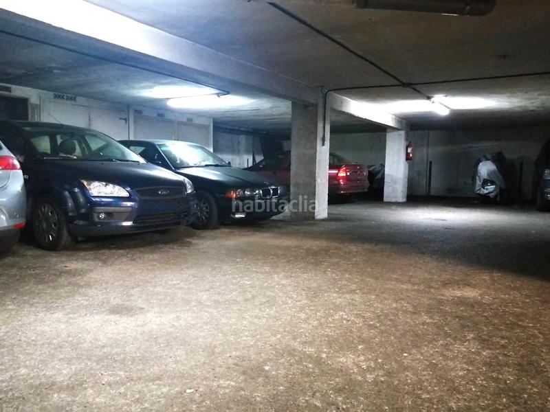 Foto 21861338-ed1c-495f-802c-55110eb1c81e. Parking voiture dans El Coto Gijón